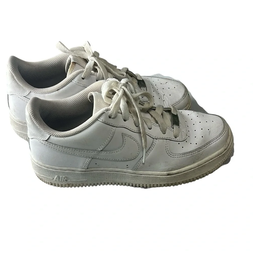 Nike please see